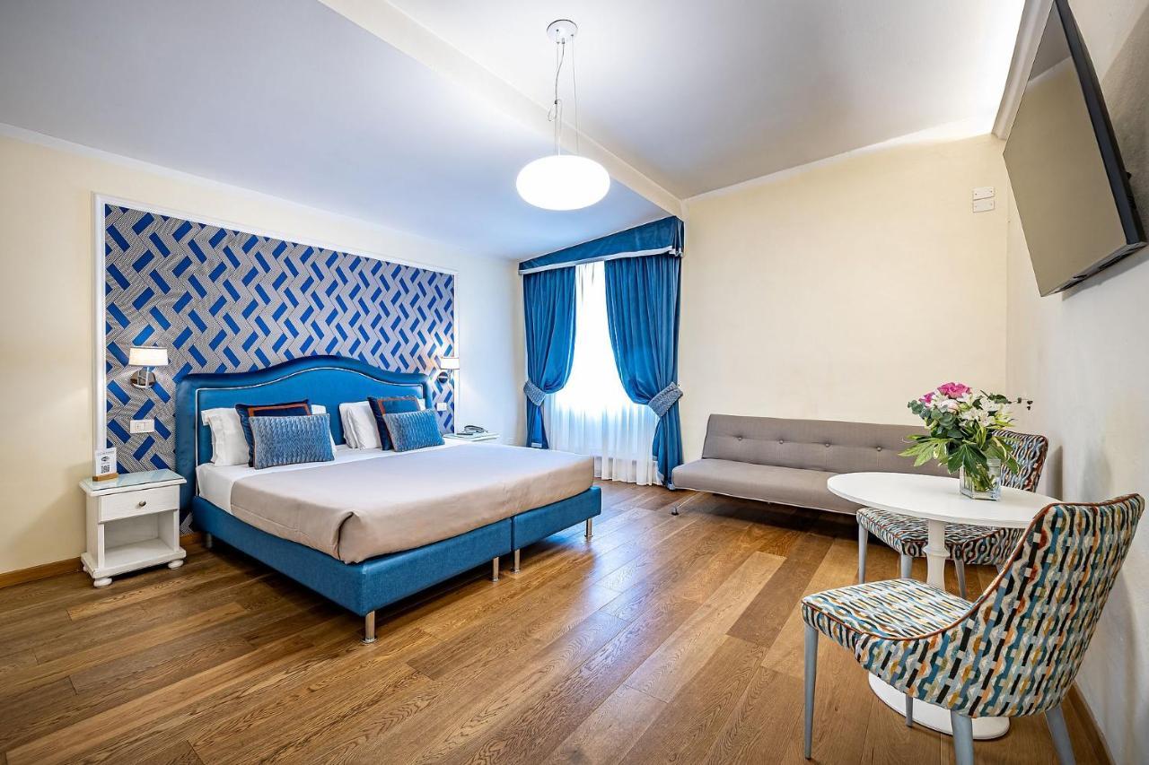 Hotel La Scaletta Al Ponte Vecchio 4*