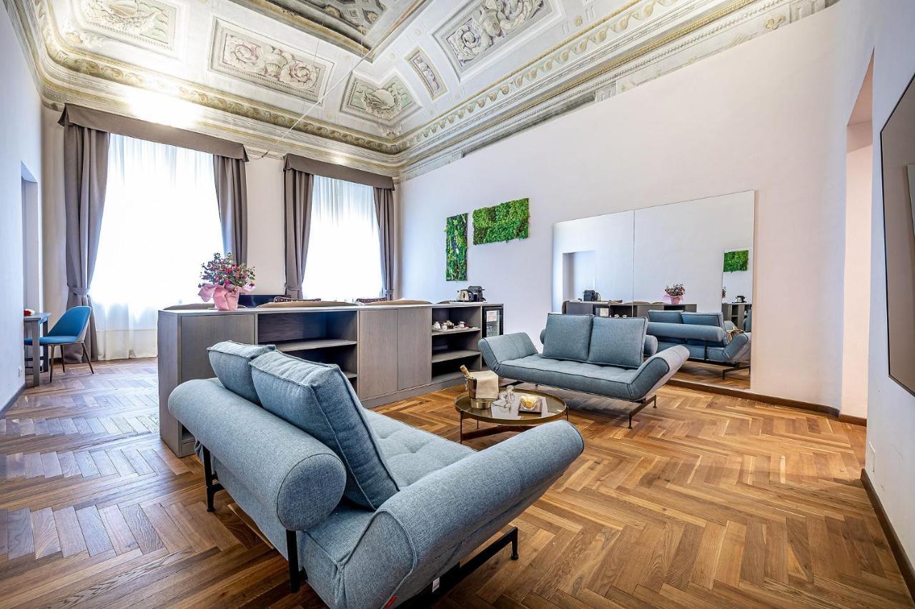 La Scaletta Al Ponte Vecchio Hotel 4*